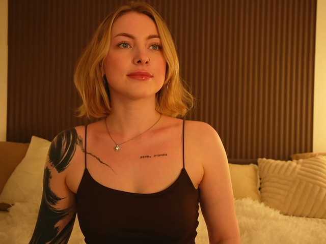 TouchMyAss live cam on BongaCams