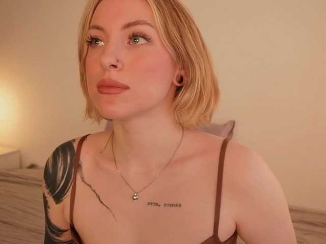 TouchMyAss's BongaCams show and profile