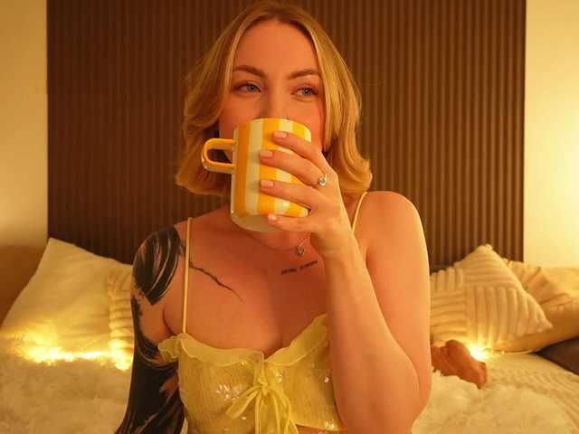 TouchMyAss live cam on BongaCams