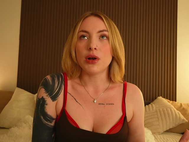 peach_in_stockings live webcam show