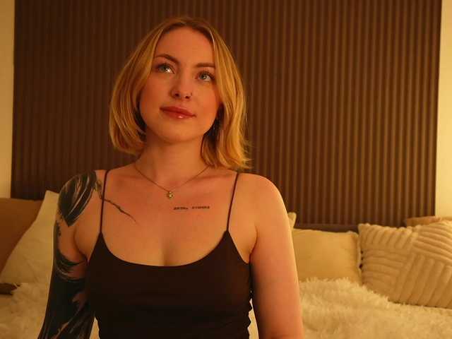 TouchMyAss live cam on BongaCams