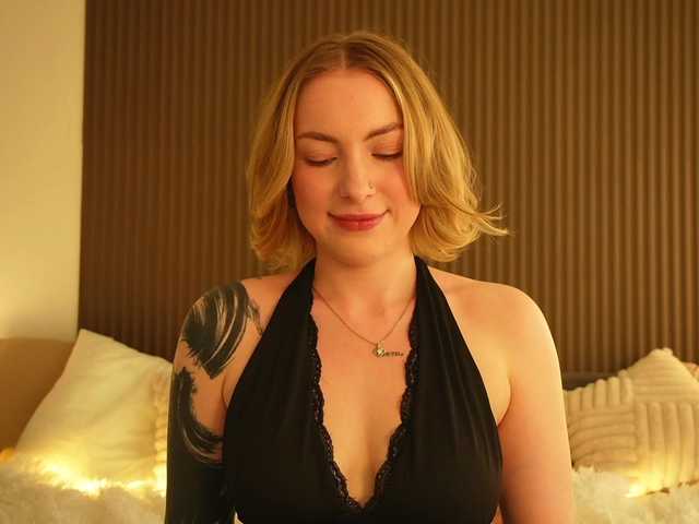 TouchMyAss live webcam show