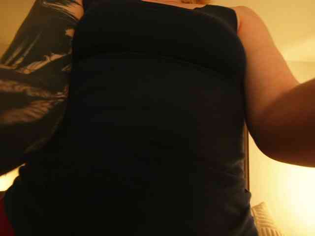 peach_in_stockings webcam