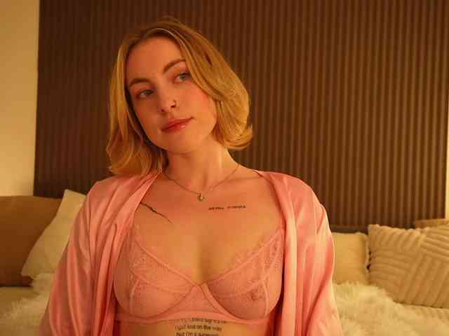 TouchMyAss Sex Cam Show