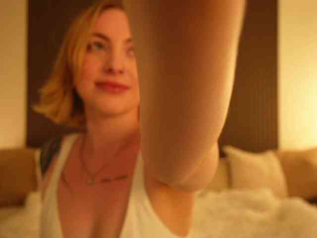 peach_in_stockings webcam