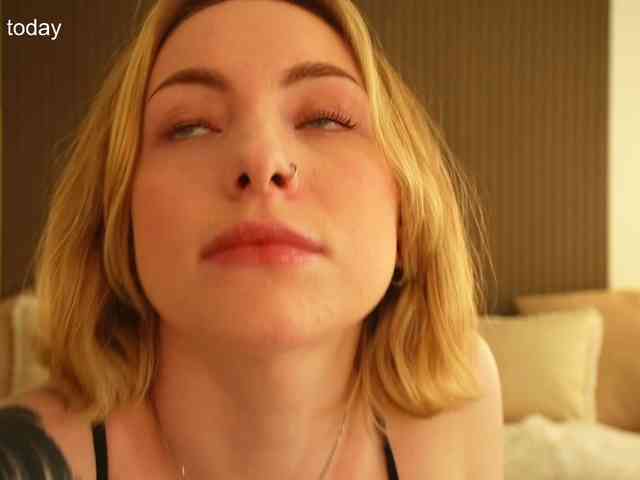 TouchMyAss Sex Cam Show
