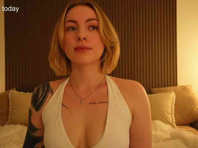 TouchMyAss Sex Cam Show