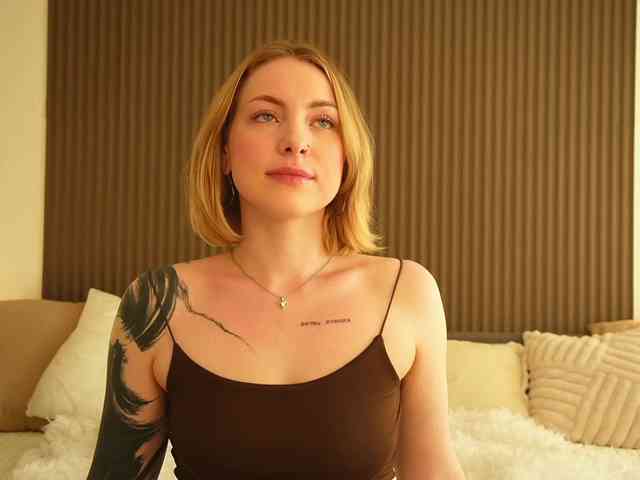 peach_in_stockings webcam