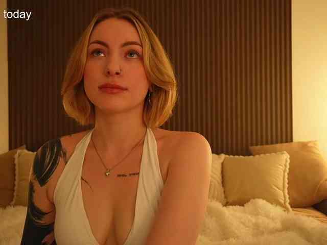 TouchMyAss Sex Cam Show