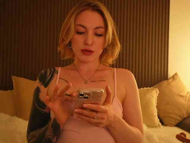 peach_in_stockings webcam