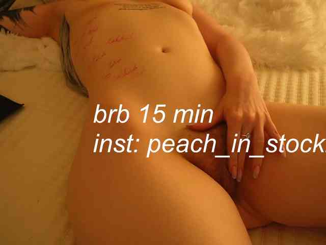 peach_in_stockings webcam