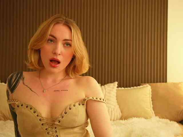 TouchMyAss Sex Cam Show