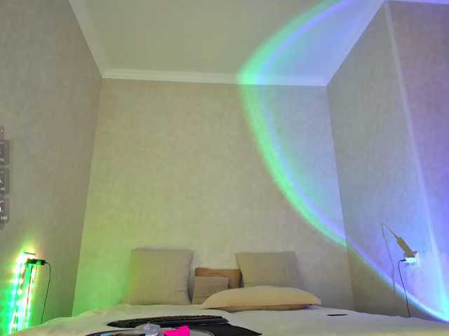 Rosea live cam on BongaCams