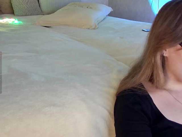 Rosea live cam preview