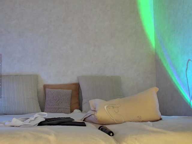 Rosea live cam on BongaCams