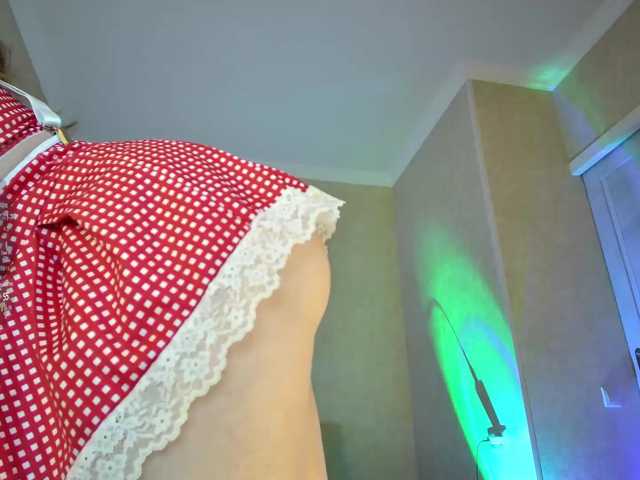 Rosea live cam on BongaCams