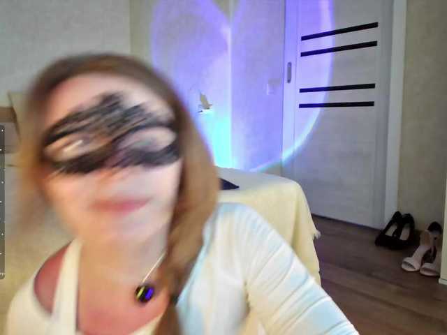 Rosea live cam on BongaCams