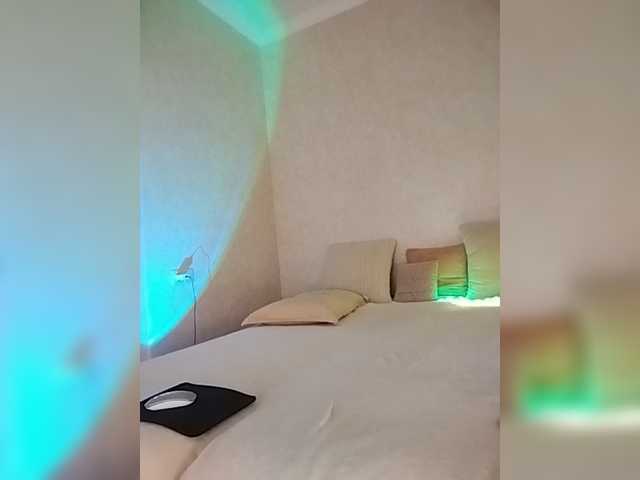 Rosea live cam on BongaCams