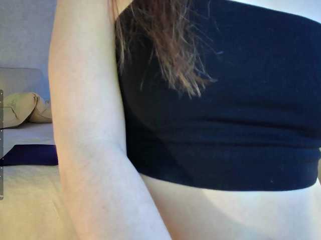 Rosea live cam on BongaCams