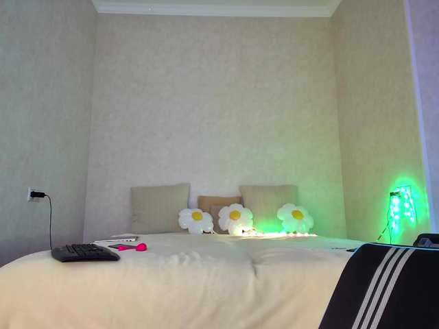 rosea live sex show