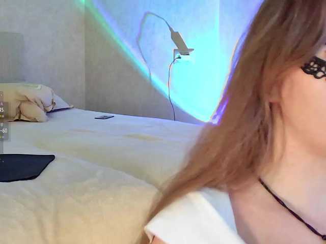 Rosea live cam on BongaCams