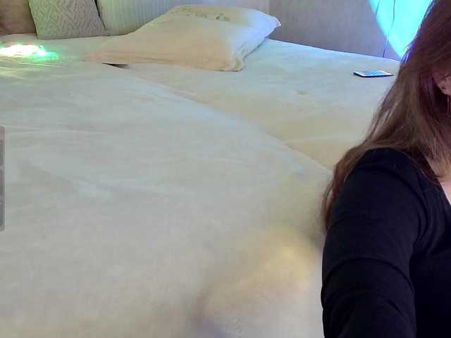 Rosea live cam on BongaCams