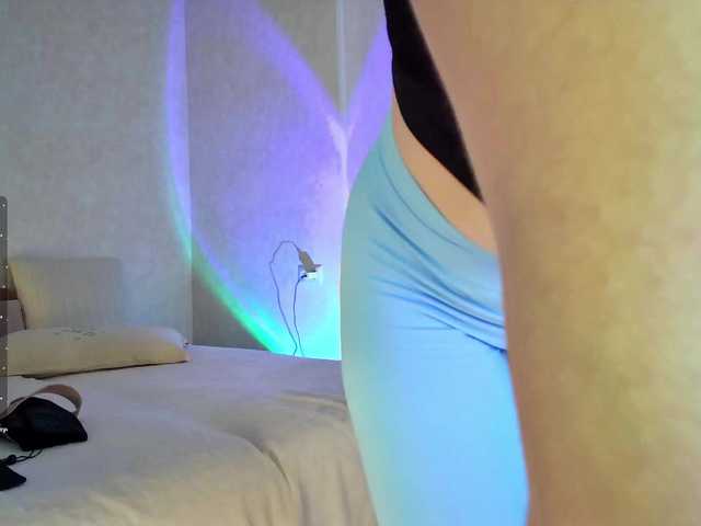 Rosea live cam on BongaCams