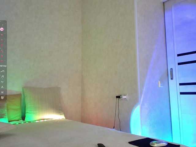Rosea live cam on BongaCams