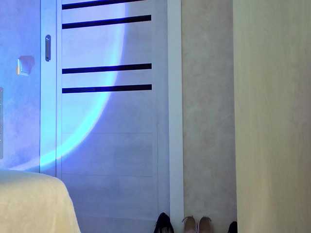 Rosea live cam on BongaCams