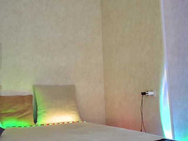 Rosea live cam on BongaCams
