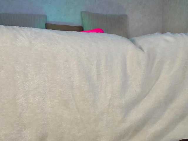 Rosea Live Cam on BongaCams