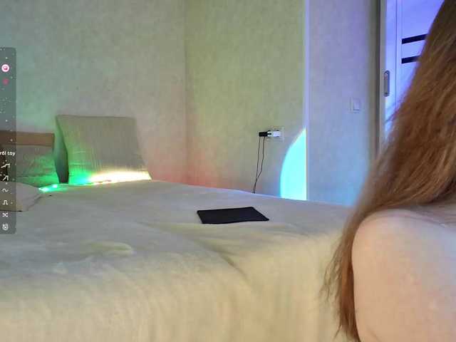 Rosea live cam on BongaCams