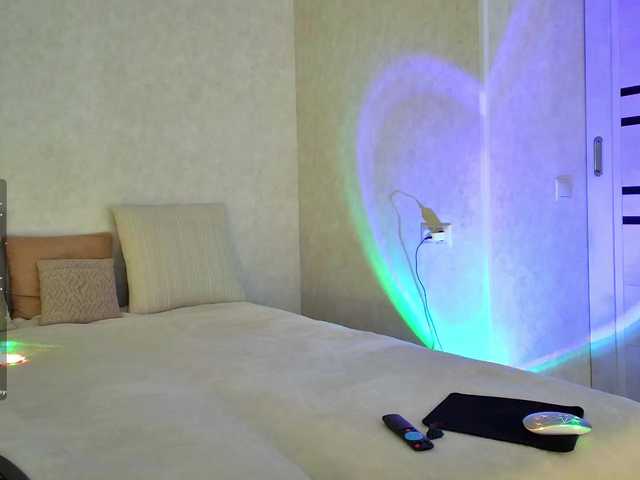 Rosea live cam on BongaCams
