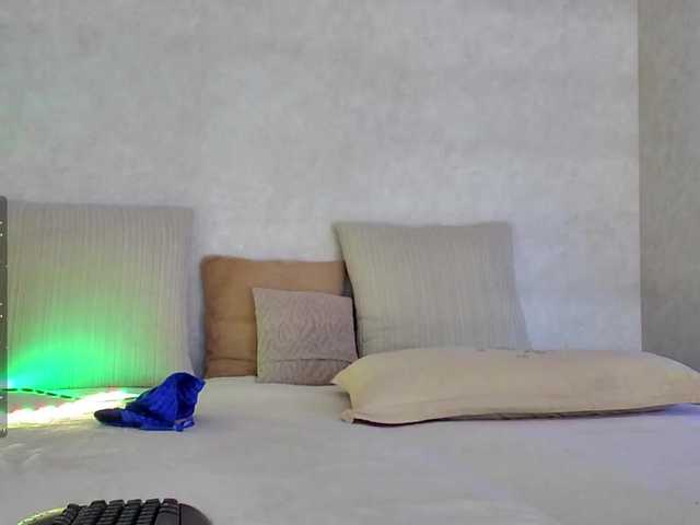 Rosea live cam on BongaCams