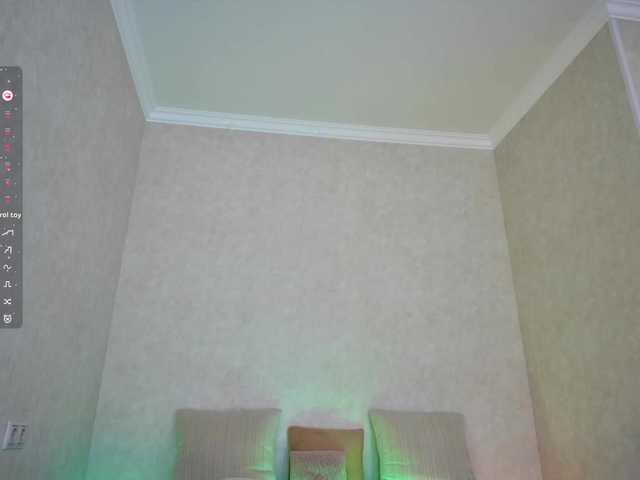 rosea live sex show