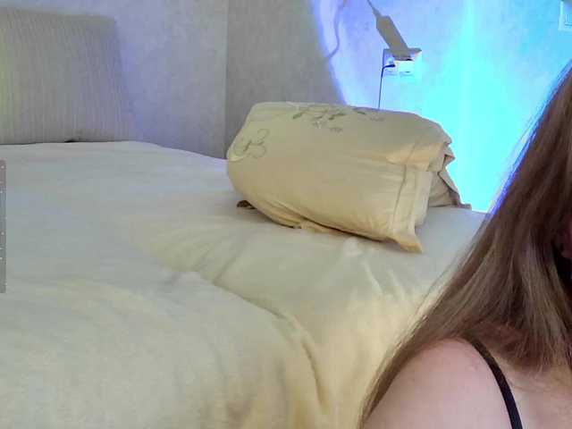 Rosea live cam on BongaCams