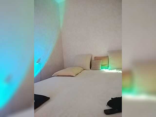 Rosea live cam preview