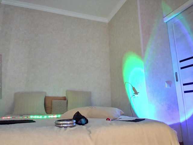 Rosea live cam on BongaCams