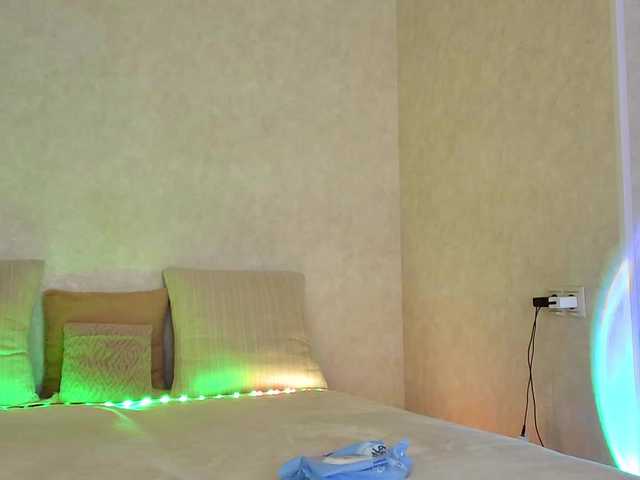 Rosea live cam on BongaCams