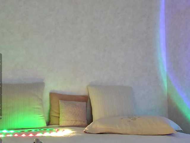 Rosea live cam on BongaCams