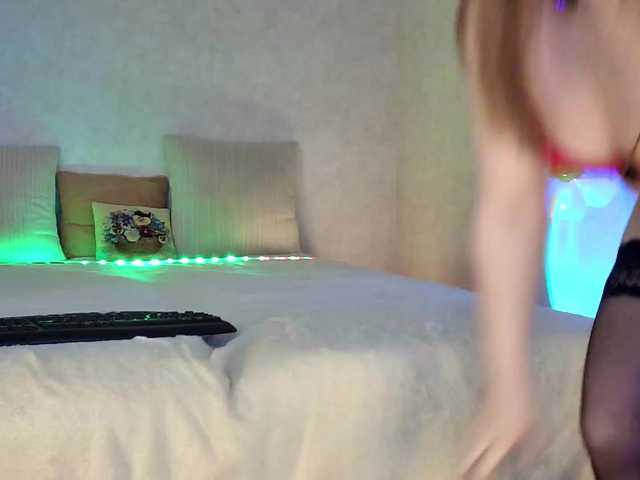 Rosea live cam on BongaCams