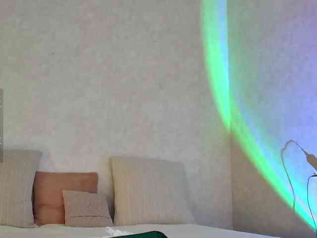 Rosea Live Webcam on BongaCams