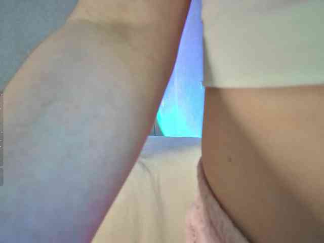 Rosea Sex Cam Show