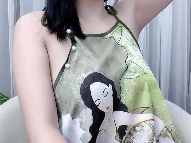 MieChan live cam on BongaCams