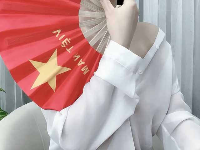 MieChan live cam on BongaCams