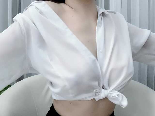 MieChan live cam on BongaCams