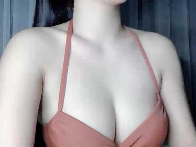 MieChan live cam on BongaCams