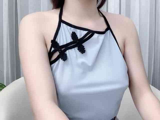 MieChan webcam