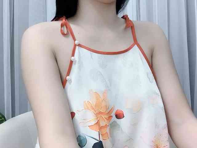 MieChan webcam