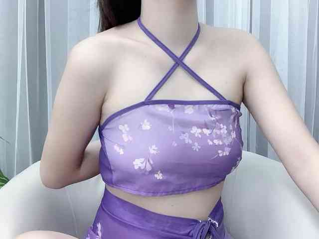 MieChan webcam